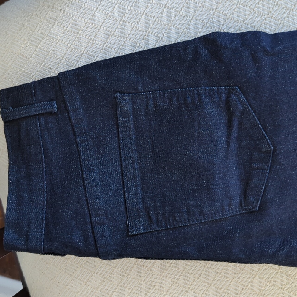 🔥 NWOT Dark washed stretchable Skinny jeans Size 27 high waist